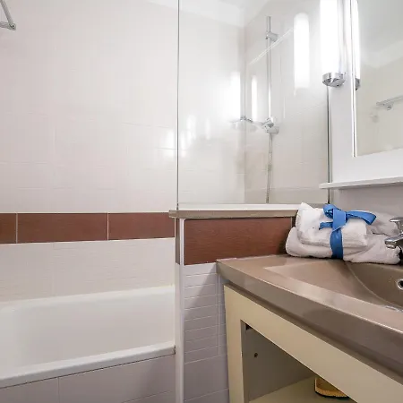 Apartment Village Cap Esterel - L'esquinade-7 By Interhome